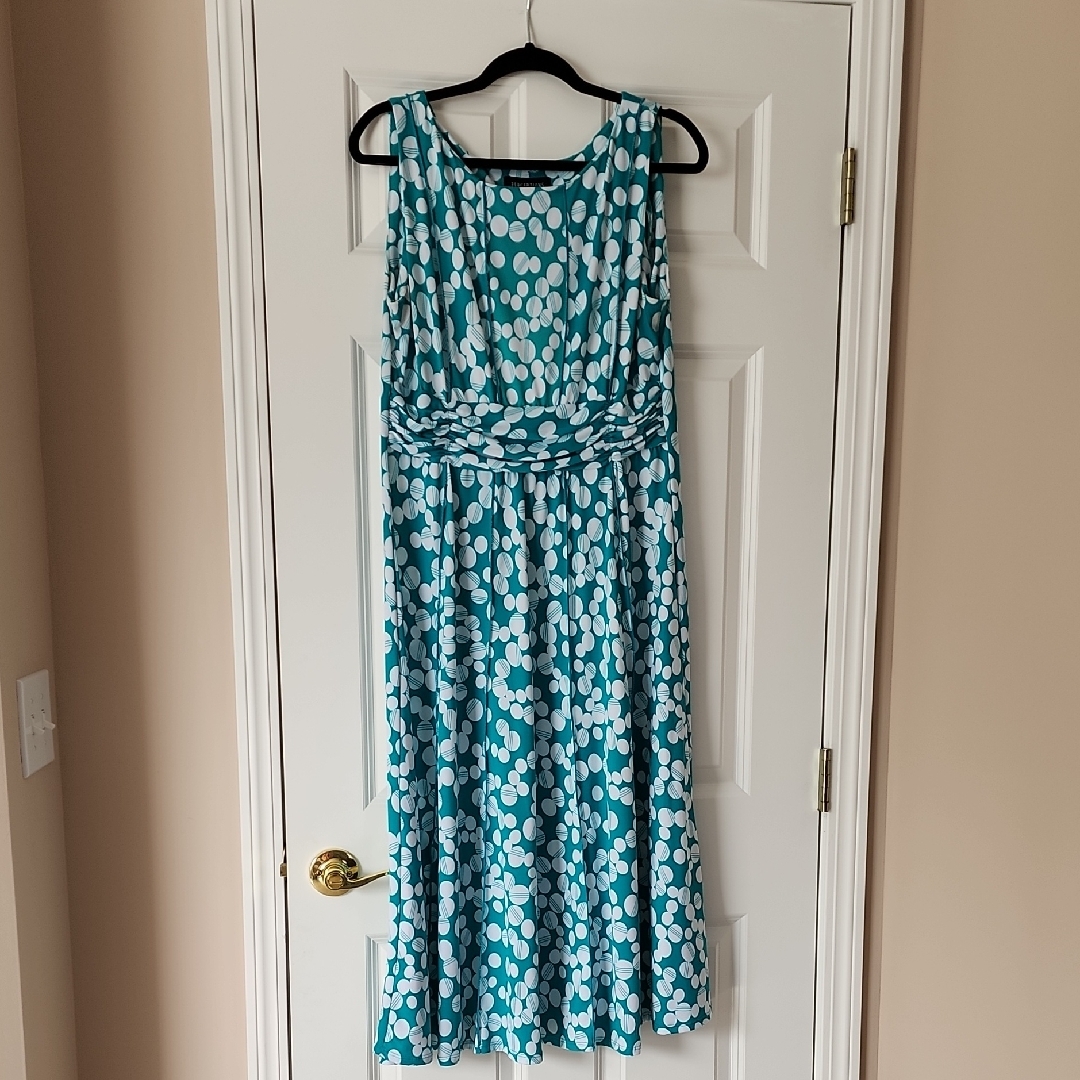 Perceptions Green Polka Dot Sleeveless Dress